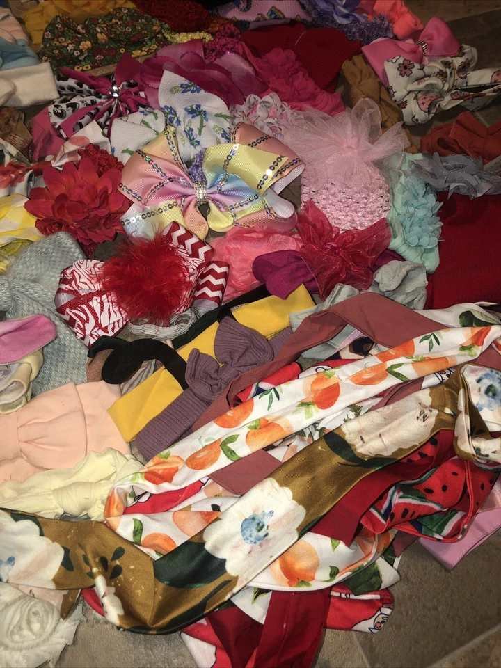 HUGE LOT baby Girl Bows Headbands And Hair bows,Belts, Bonnet, Hats Some New - Image 3 of 4