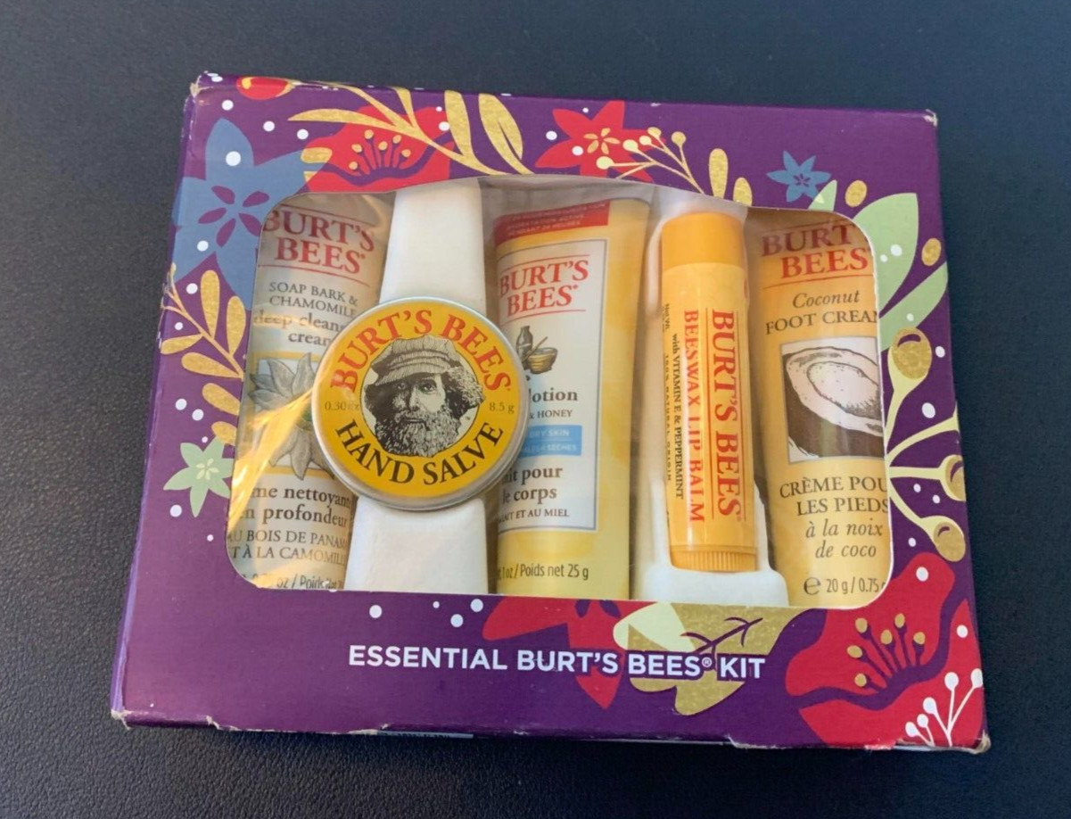 Burts Bees Essential Burts Bees Kit Unisex 1 oz Body Lotion With Milk and Honey