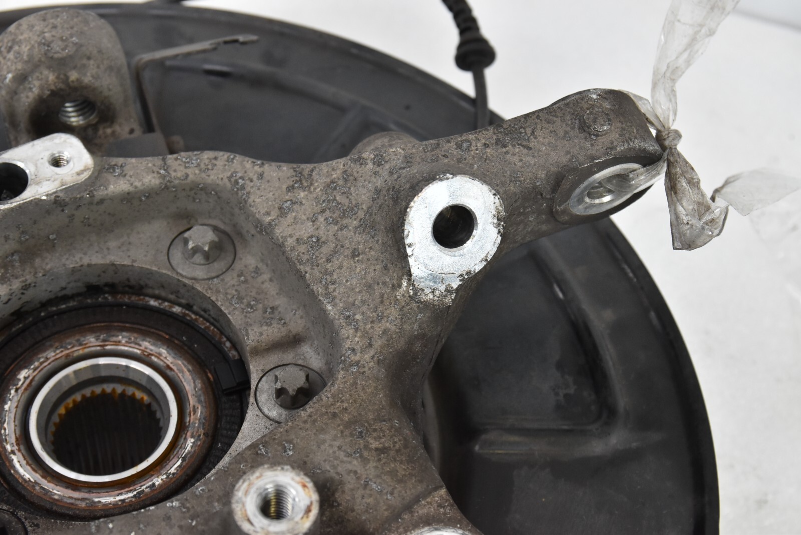 🚀 2014-2017 MASERATI GHIBLI M157 OEM 3.0L RWD REAR RIGHT KNUCKLE SPINDLE HUB