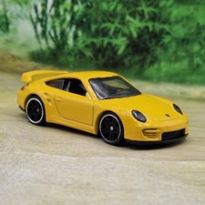 Hot Wheels Porsche 911 GT2 Diecast Model 1/64 (85) Excellent Condition 