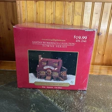 1999 Santa's Workbench Towne Series “Tiny Tinder Smoke Shop”