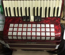 Parrot 72 Bass Keys 5 Treble Couplers  OK Condition