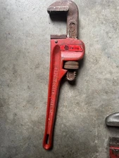 NAPA 14 in. Straight Pipe Wrench for Heavy-Duty Plumbing, Sturdy Plumbing Pipe