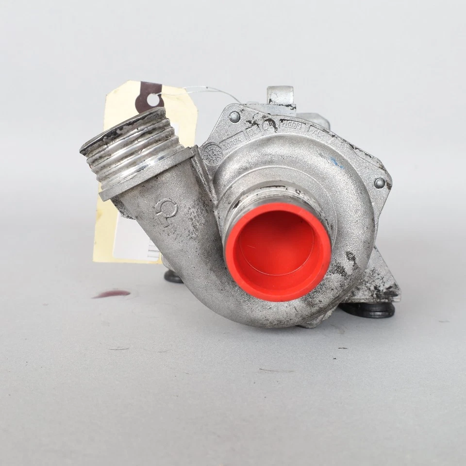 BMW 128i 325i 328i 330i 525i 528i 530i X3 X5 Z4 Water Pump 11517586924 OEM Used Foto 3 de 4