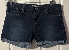 Levi Strauss Signature Gold Mid-Rise 5 Jean Shorts Women s Size 18 - W34 Cuffed