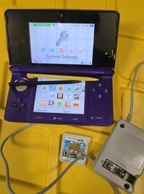 Nintendo 3DS Midnight Purple (US)  CTR-001 TESTED With Stylus / Charger Included