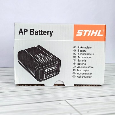   STIHL AP 300S Lithium-Ion Battery 281 Wh 4850-400-6581 New in Box