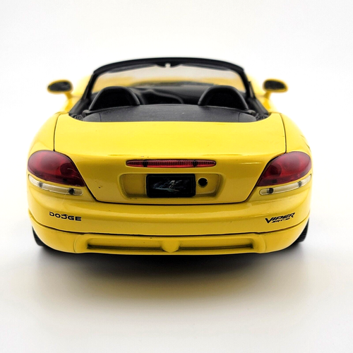 ERTL 2003 Dodge Viper SRT-10 Yellow 2 Fast And The 2 Furious 1/18 Scale - Picture 5 of 12