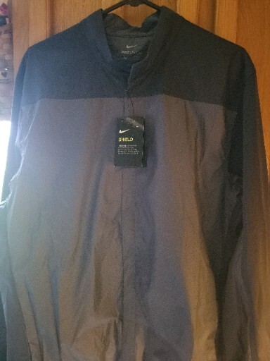 Nike Shield Wind/Water Resistant Black/Gray Adult L
