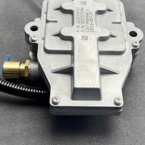 Nueva válvula solenoide de control de embrague 12V para camiones Volvo/Mack 22439692- - Imagen 8 de 9
