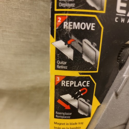 NEW STANLEY FATMAX FOLDING EXO UTILITY KNIFE QUICK CHANGE. RETRACTABLE FMHT10289 - Picture 3 of 12