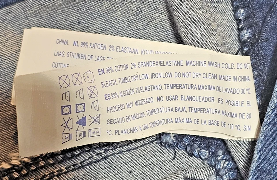 Forever 21 Blue Womens Short Shorts Size 28 Side Zipper - Image 4 of 4