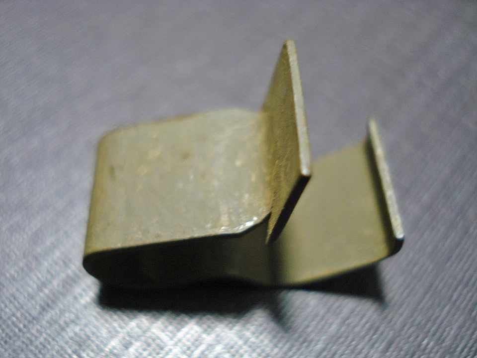 12 Chevy GM tablero maletero debajo del capó luz trasera cabeza cableado clips abrazaderas NORS  Foto 4 de 4