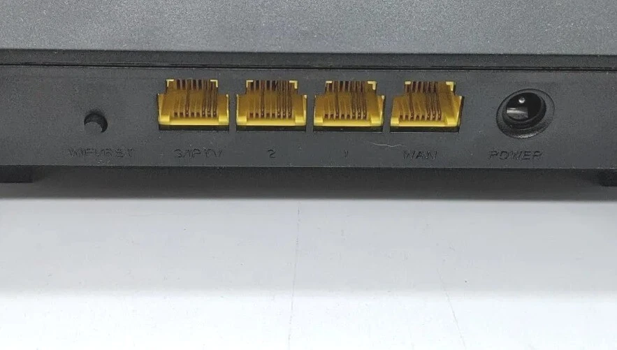 Tenda AC1200 Smart Dual-Band Wi-Fi Router - Model: AC6 ONLY ROUTER INCLUDED - Image 4 of 4