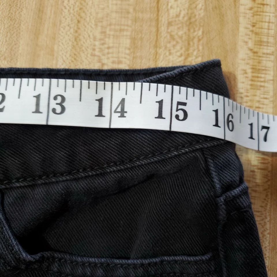 Pantalones Cortos Forever 21 Negros Denim Desgastados Tiro Bajo Talla 28 Elastizados Juniors Playa Foto 3 de 4