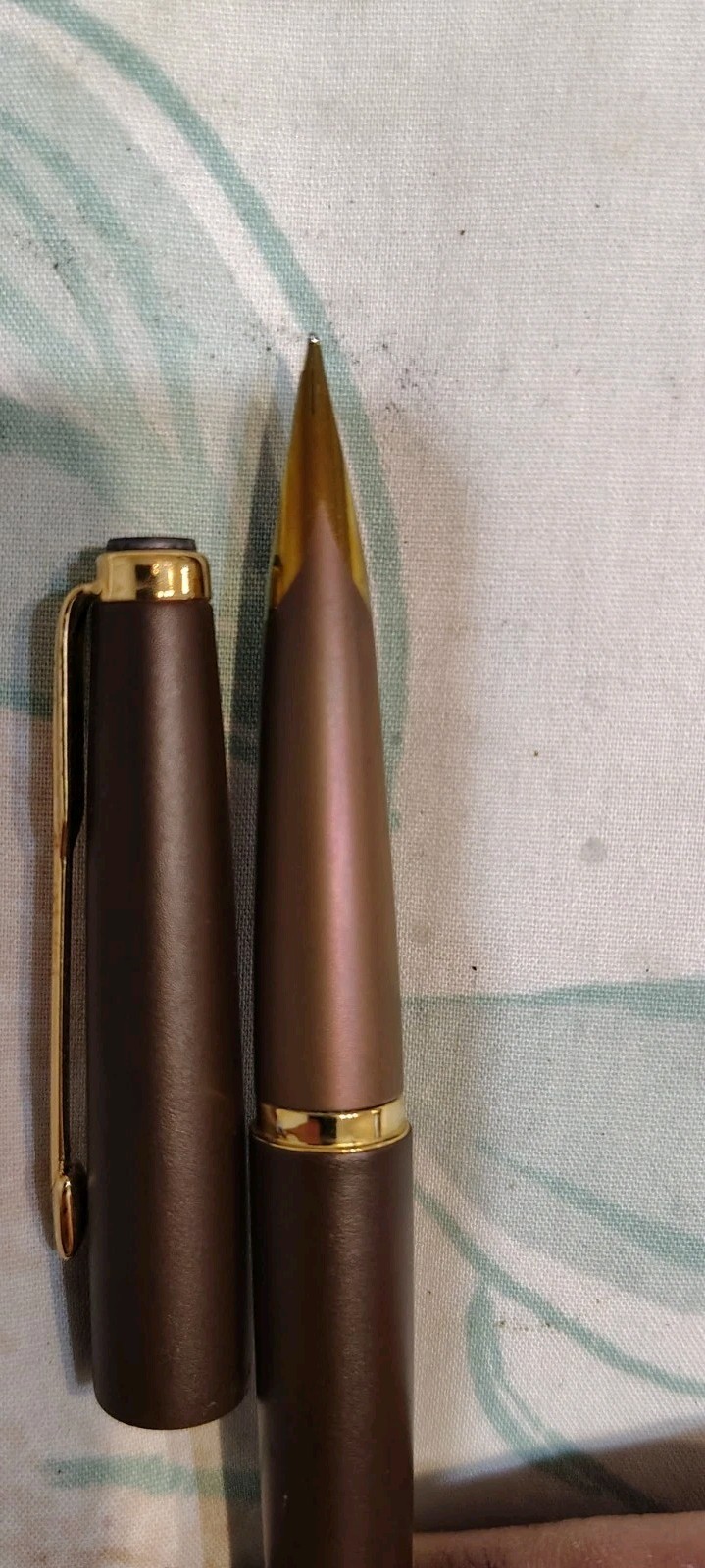 Parker Falcon 50 Brown Metal Fine Point Nib Fountain Pen USA 