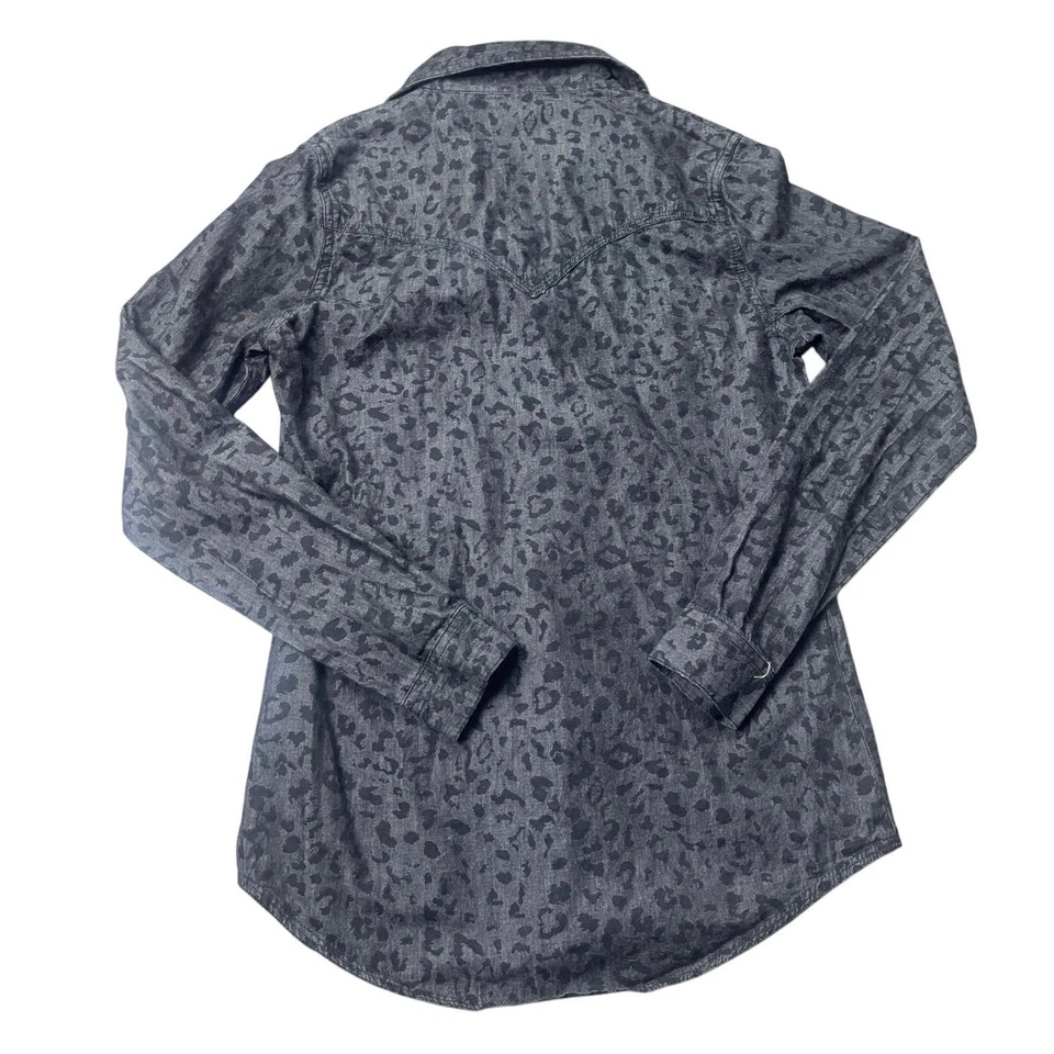 Rock & Roll Cowgirl by Wrangler Leopard Print Snap Front Western Shirt Women’s S - Image 2 of 4