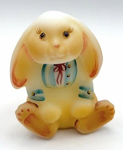 Fenton Glass Sanded Opal Lop Ear Bunny Rabbit Figurine #199/#900 QVC# C26848