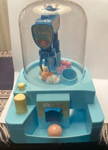 Mochi Toy Miniature Claw Machine