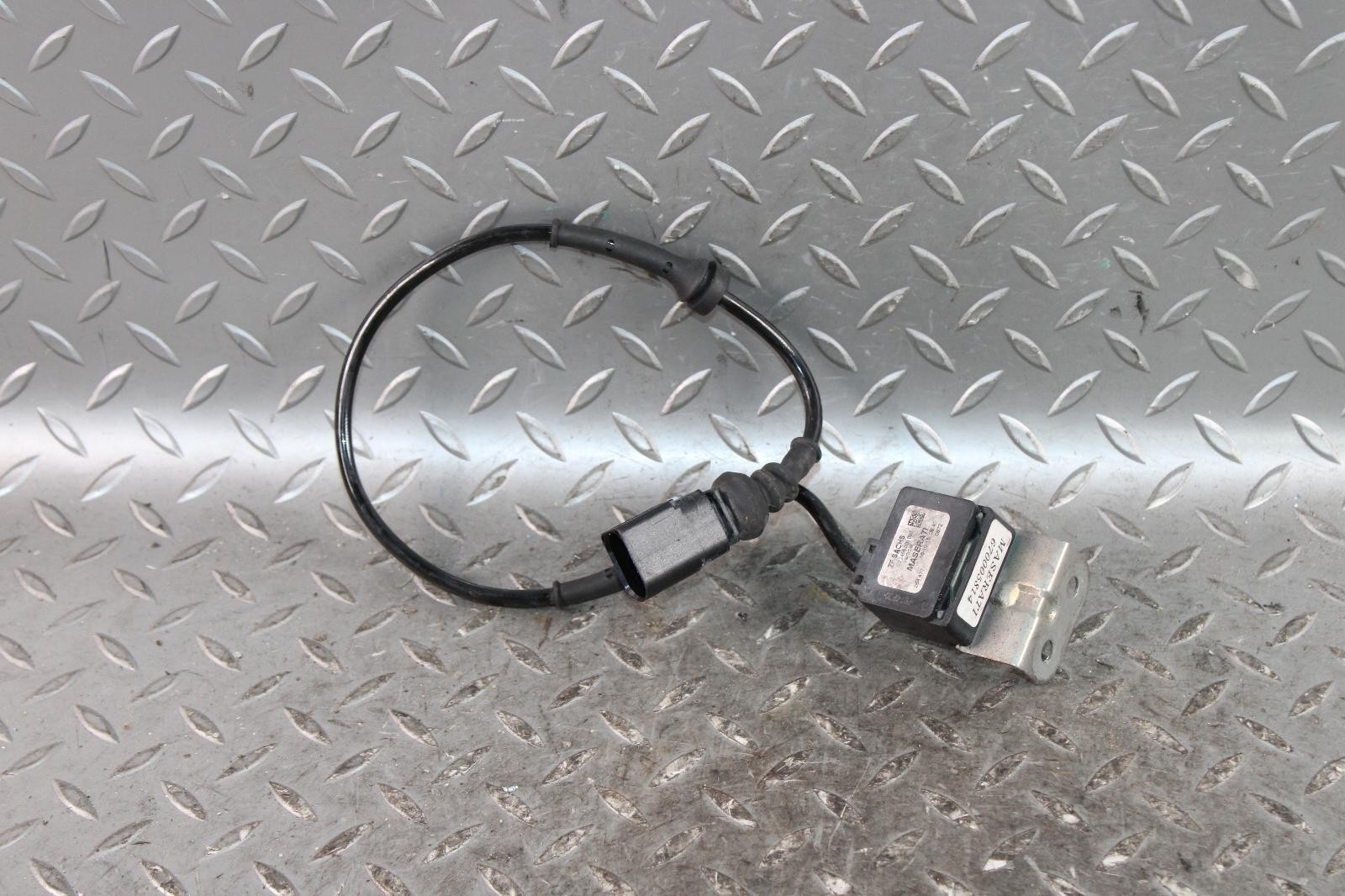 14-17 Quattroporte Electronic Front Passenger Right RH Wheel Speed Sensor OEM OE