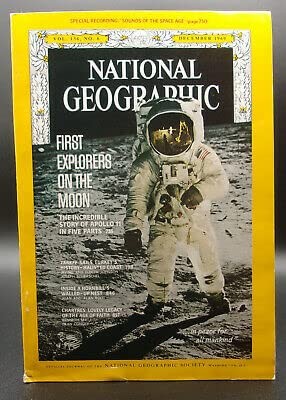 Rare FIRST EXPLORERS ON THE MOON December 1966 National Geographic Vinyl Spa...