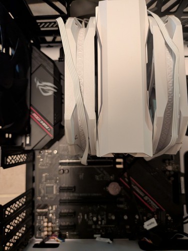 B550-F Motherboard, Ryzen 5 5600X CPU and Patriot Viper Steel 16GB DDR4 4400 RAM