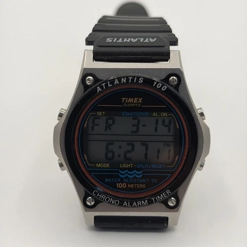 Vintage 90’s Atlantis 100. Timex Digital Watch.