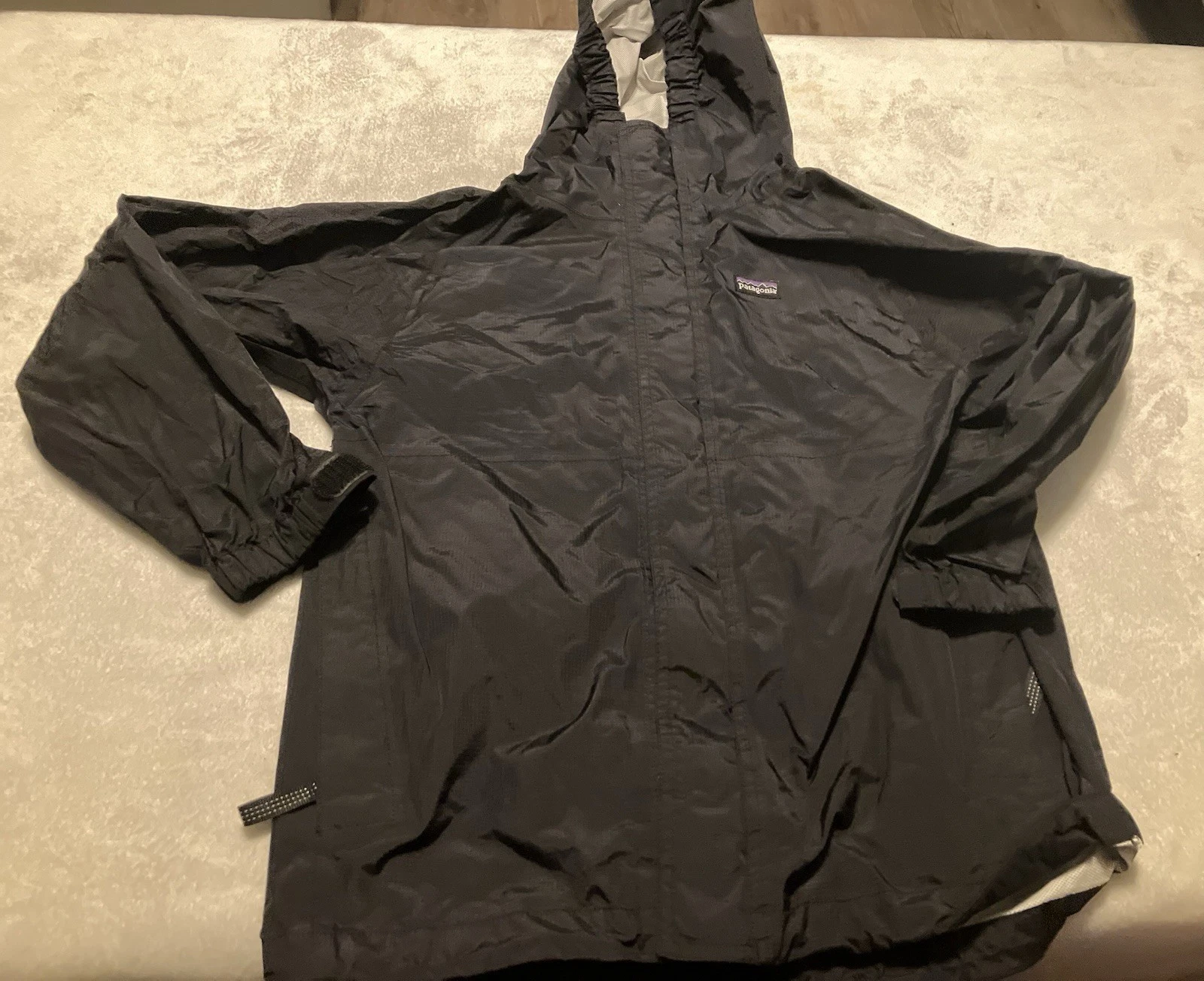 Patagonia Black Rain Jacket Boys Size 10