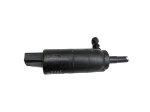 Waschwasserpumpe Waschpumpe für BMW X1 E84 X18D 09-12 61667238666 7238666