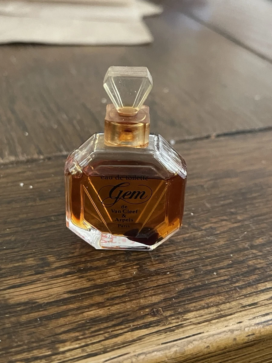 Preços baixos em Van Cleef & Arpels Gem Eau de Toilette Feminino