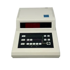 Carl Zeiss MC80 Camera Controller Unit 45 60 47 100–240V 50/60Hz 30VA Type B