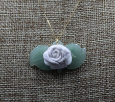 14k Jade Flower Pendant Necklace - 16 in