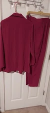 SAG HARBOR WOMEN 2 PC SHIRT PANTS SET SIZE MEDIUM  PLUM MAUVE UNLINED EMBROIDRY 