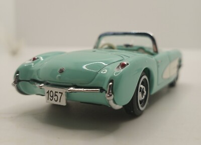 Matchbox 1957 Corvette Convertible CCV03-M w/COA Mint NIB