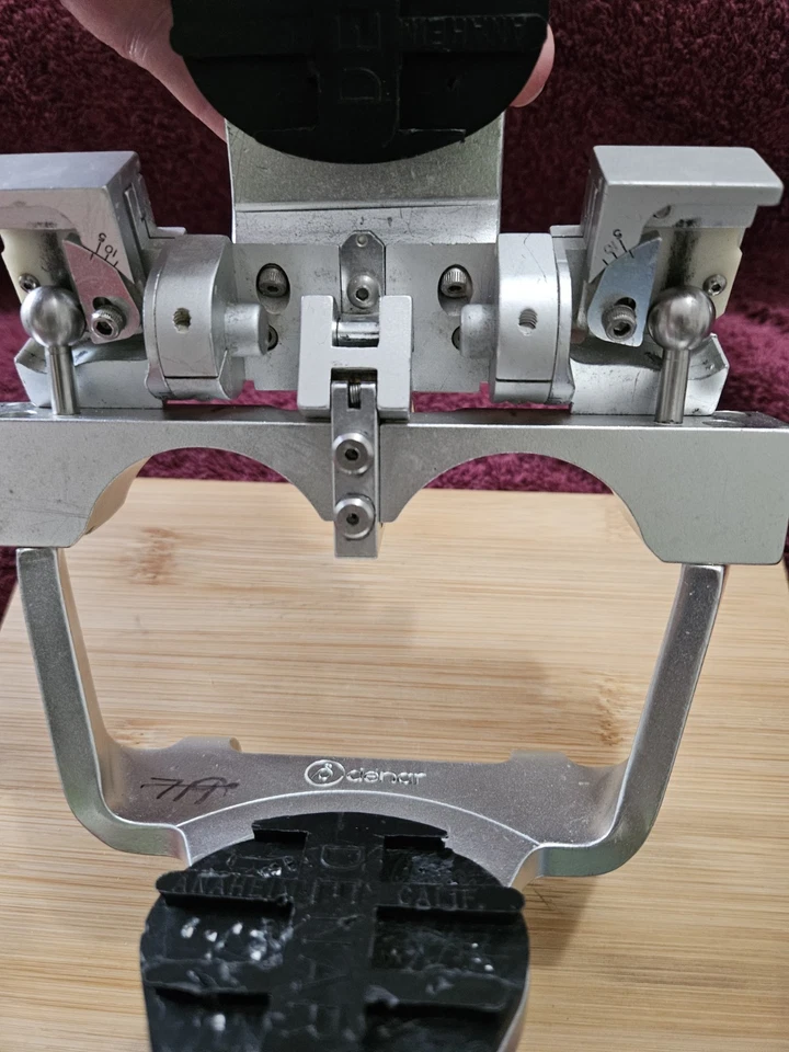 Articulador Denar Mark II usado excelente estado de trabalho placas de montagem extra - Imagem 4 de 4