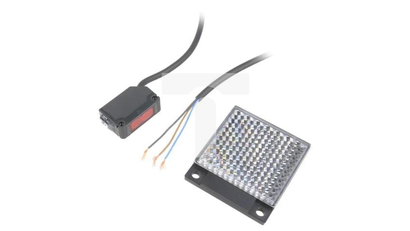 Photoelectric Sensor Range 05m PNP CX-493-P