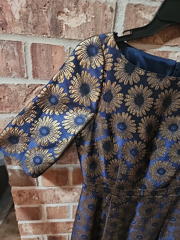 Vestido Boden Beatrice Brocado Metálico Margarita Talla 6L Foto 4 de 4