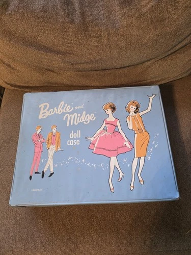 VINTAGE 1963 BARBIE AND MIDGE BLUE VINYL DOUBLE CASE