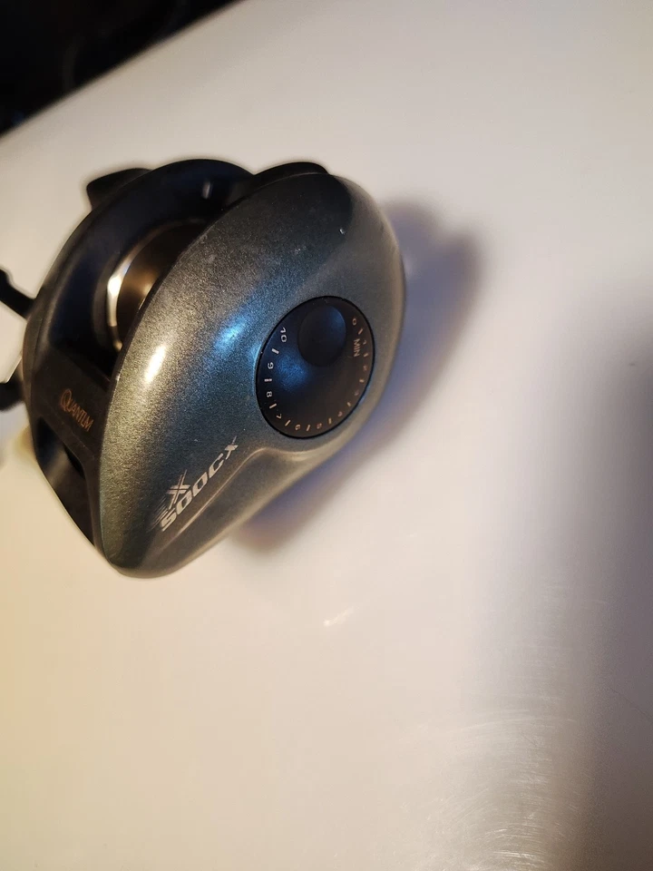 VINTAGE ( QUANTUM ) EX 500 CX Highspeed BAITCASTING REEL/ SEE PHOTOS - Image 2 of 4