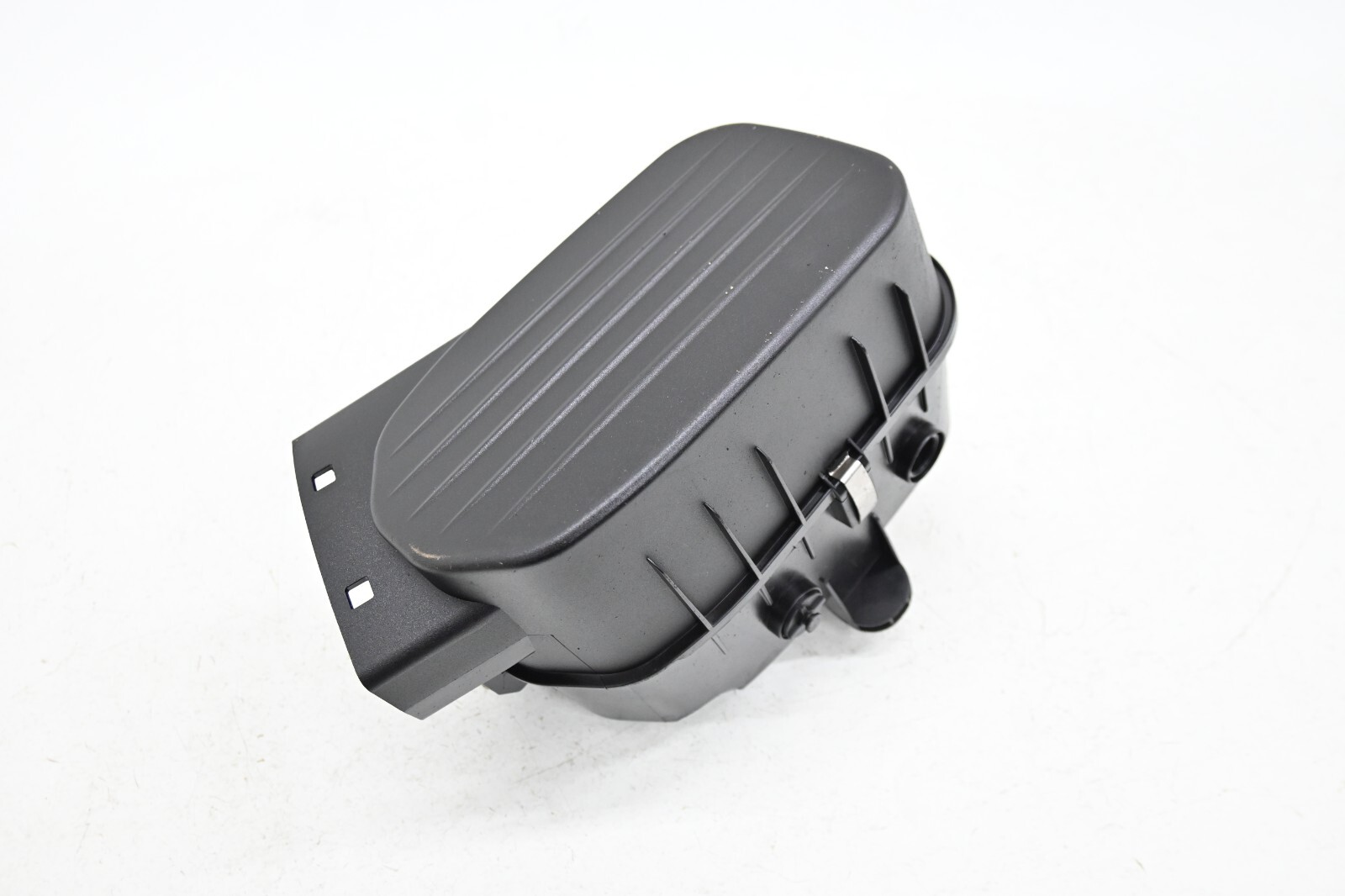 ⭐ 14-20 Maserati Ghibli Quatt 3.0l Right Side Engine Air Intake Filter Box Oem