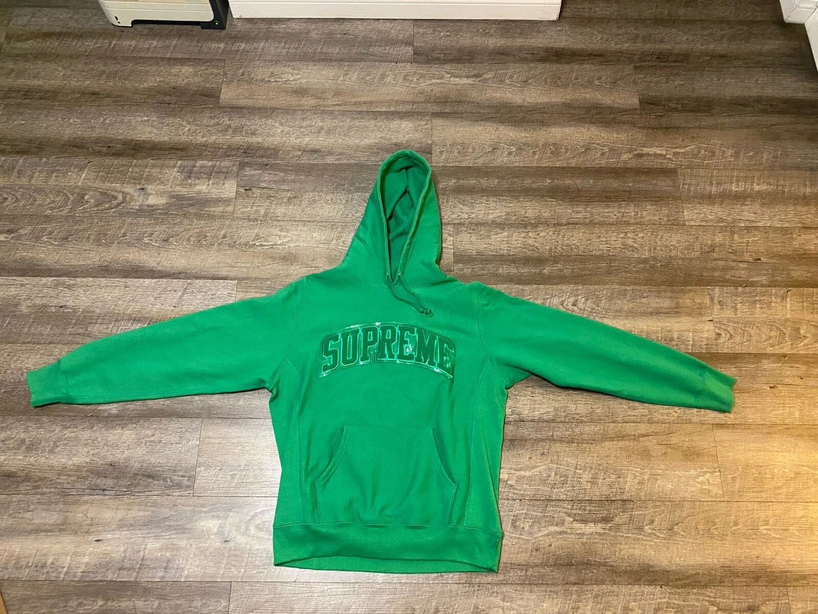 Sweat à capuche vert logo Supreme Patent/Chenille Arc taille L