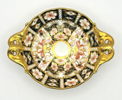 Royal Crown Derby Pin Schale mit Fuß imary Design (2451) mit 24K Vergoldung