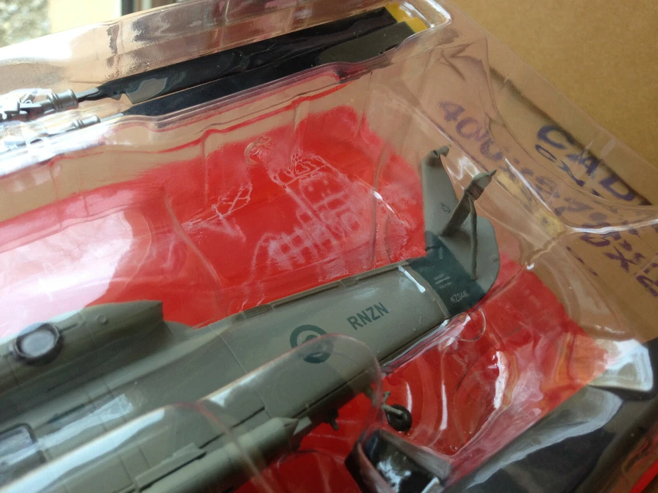 IXO METAL 1/72 HELICOPTERE HELICO MILITAIRE KAMAN SH-2F SEASPRITE !! - Photo 4/4