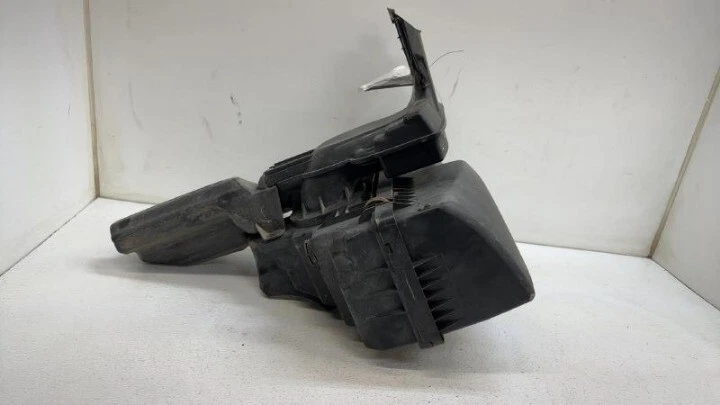 Mazda 3 2014-2018 purificador de aire caja de aire boxer de aire 2,0 L OEM Foto 3 de 4