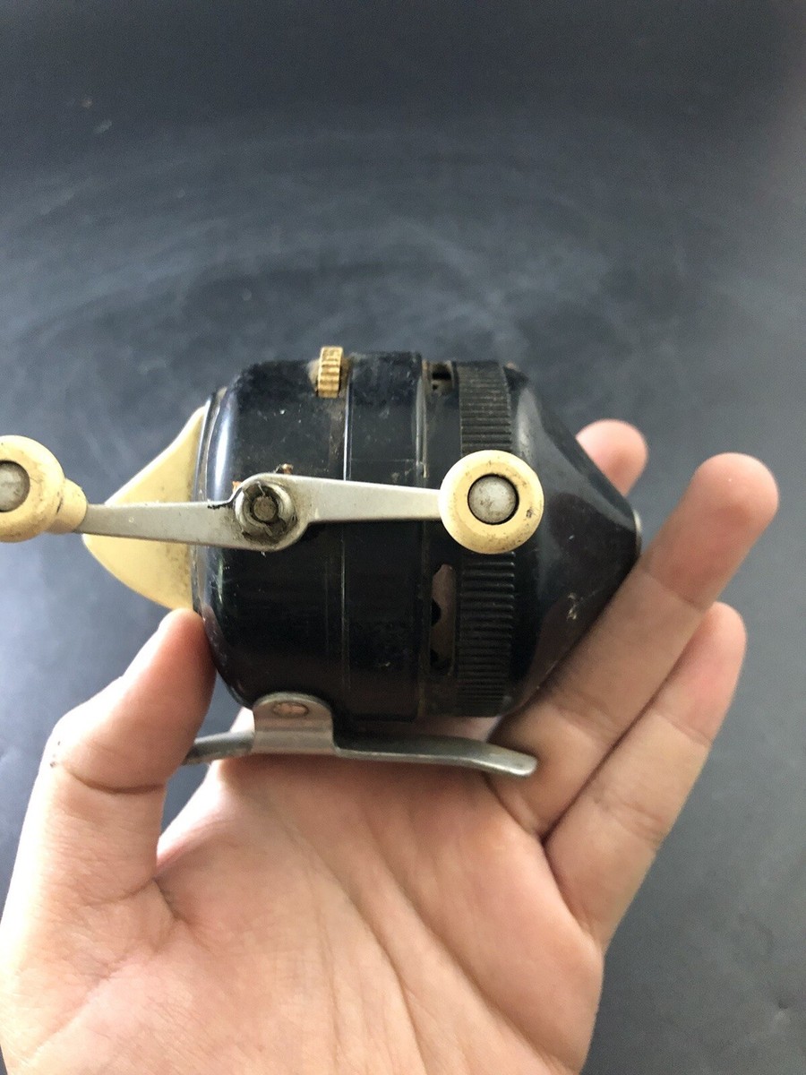 U4212 AR ZEBCO 202 FISHING REEL-ve8 | eBay