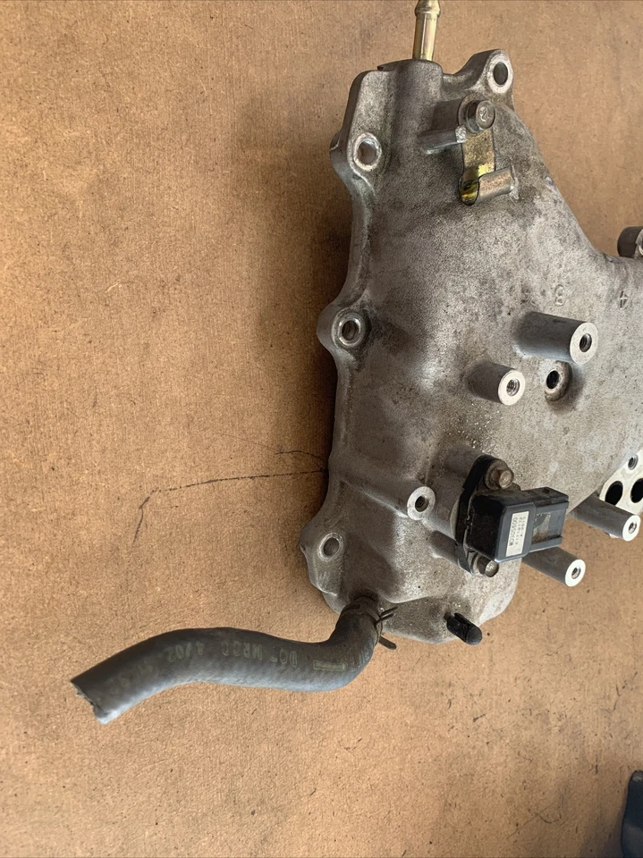 Mitsubishi Montero Sport 3.0L V6 1997–2003 Intake Manifold Upper & Lower OEM - Image 4 of 4