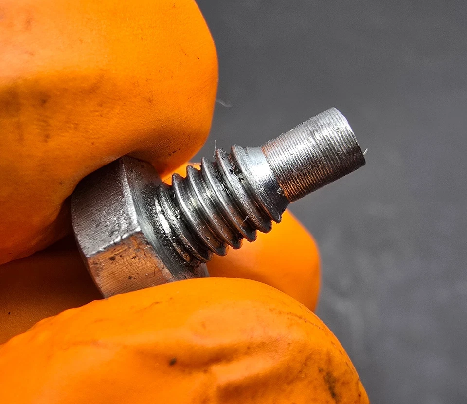 Suzuki PE 175 1978-1984 EMBRAGUE LIBERACIÓN PIÑÓN EJE PERNO 01500-06107 PE175 RM Foto 2 de 4