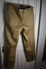 Two Pairs - Mens Dockers 36w x 32l Classic Fit Pants - Pre-Owned (2M36-32, m10)