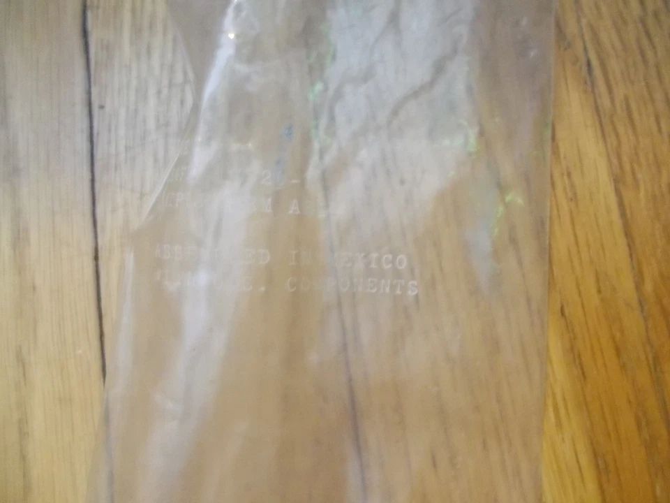 NUEVO DE LOTE 1981-1989 FORD ESCORT LIMPIAPARABRISAS TRASERO ESCOBILLA E4FZ-17526-B Foto 2 de 2