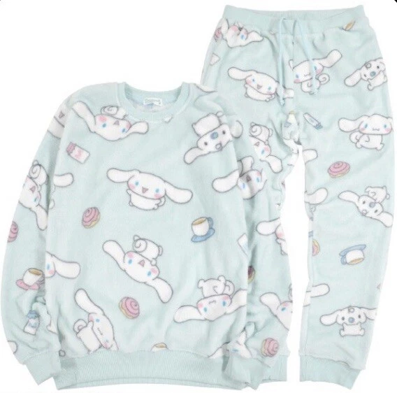 Super Soft and Cute Louis Vuitton Pajamas Set. 